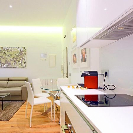 Prado Suite Madrid Bagian luar foto