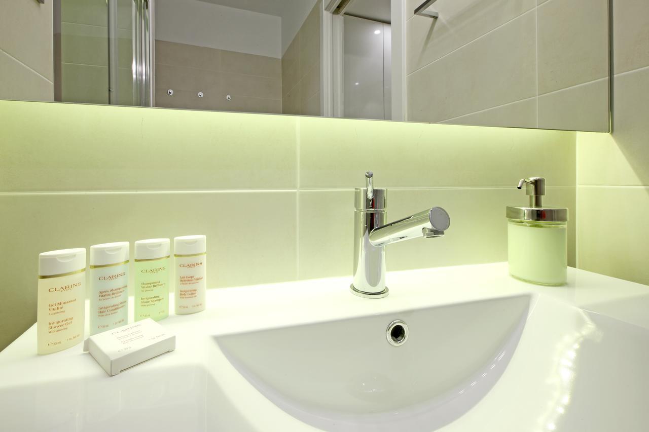 Prado Suite Madrid Bagian luar foto