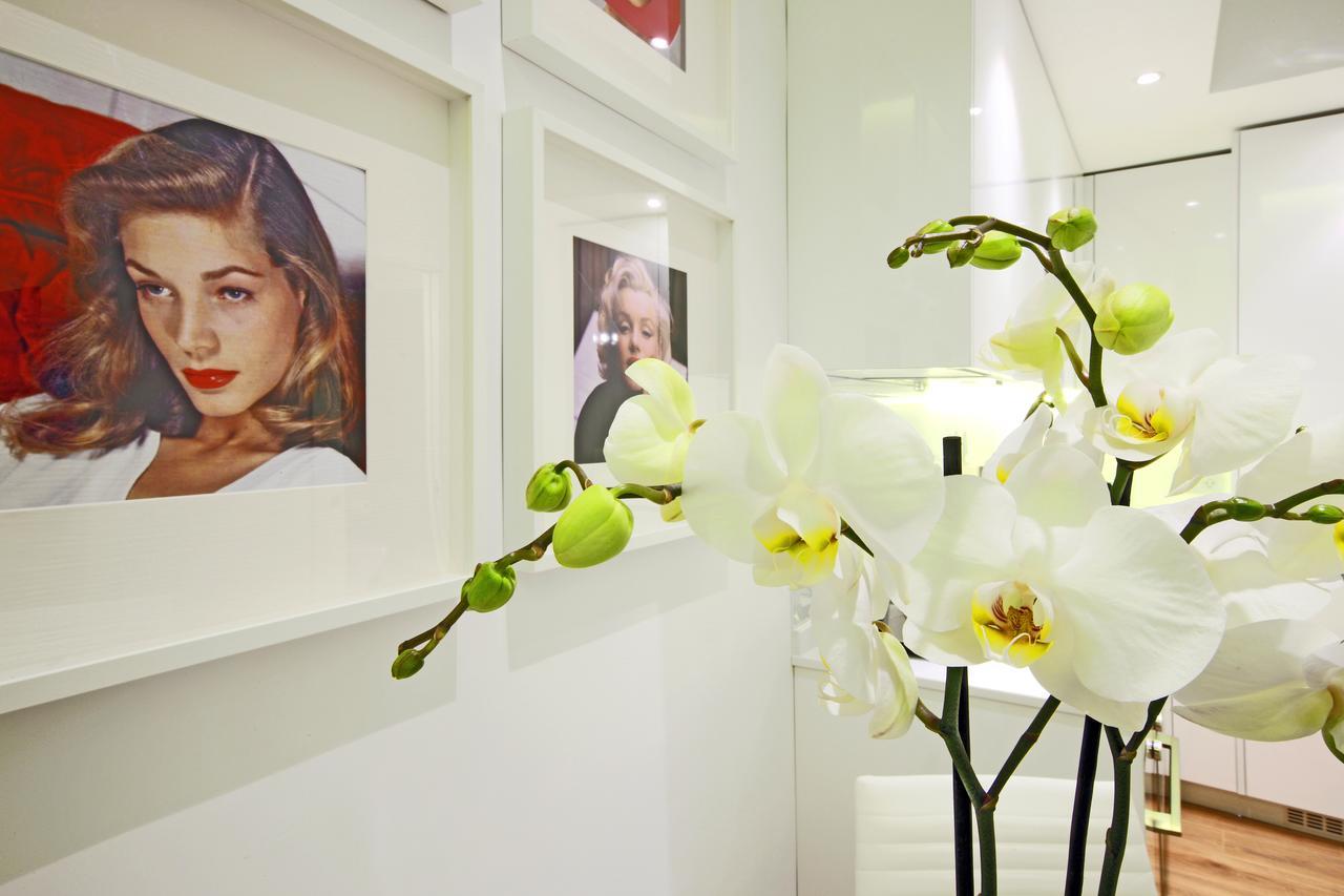 Prado Suite Madrid Bagian luar foto